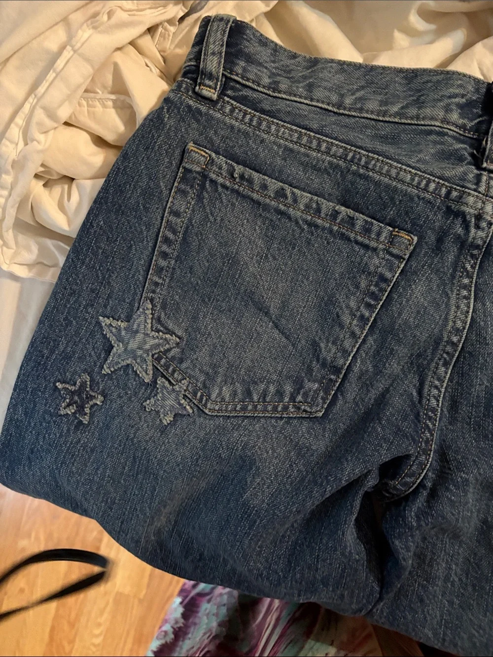 Aeropostale jeans super low rise baggy leg Star Embroidery nwt size 0